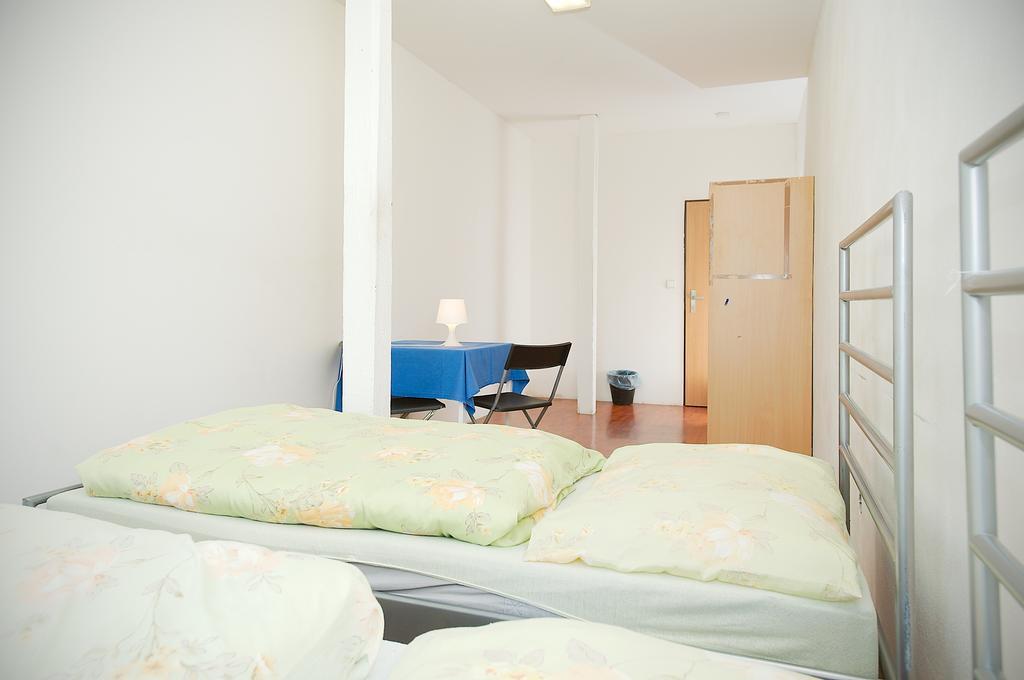 Abex Hostal *